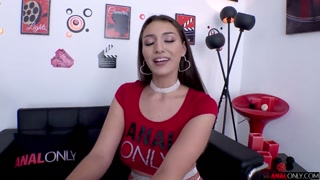 Brunette Bella Takes It Backdoor in Casting - HDの情熱的な娼婦 BIGWHORE.COM