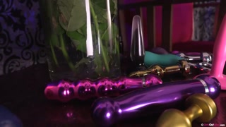 Violette’s Hairy Pussy & Sex Toy Fun - Mature Solo Play - putains passionnées en HD BIGWHORE.COM