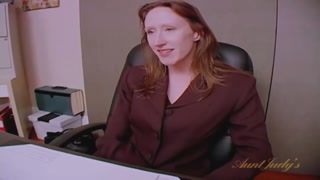 Hot office sex with Monique and young guy - prostitutas apaixonadas em HD BIGWHORE.COM