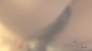 Amateur British GF Emma Evins gets creampie finish - putains passionnées en HD BIGWHORE.COM
