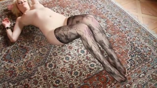 Jennifer's Steamy Stockings Solo Show - putains passionnées en HD BIGWHORE.COM
