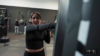 Missionary action with ass fingering leads to facial cum - putas apasionadas en HD BIGWHORE.COM