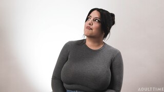 Curvy Brunette Sarah Arabic Talks Orgasm - HDの情熱的な娼婦 BIGWHORE.COM
