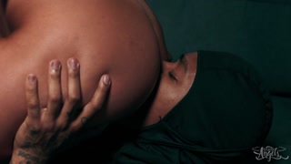 Crook Gets Deepthroat by Latina - putains passionnées en HD BIGWHORE.COM