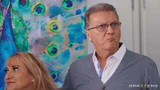 Hollywood Cash's Soaking Surprise - pelacur berahi dalam HD BIGWHORE.COM