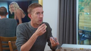Doggystyle Double Trouble with Big Cock Xander Corvus - putains passionnées en HD BIGWHORE.COM