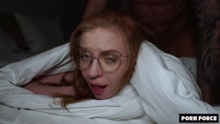 Backstage Sex with Tattooed Teen Crystal - leidenschaftliche Huren in HD BIGWHORE.COM