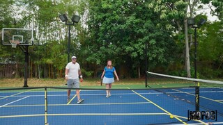 Hardcore Pickleball Sex - Blowjob & Doggystyle Action - HDの情熱的な娼婦 BIGWHORE.COM
