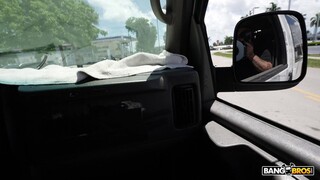 Sasha Tatcha's Outdoor Sex Adventure - putains passionnées en HD BIGWHORE.COM