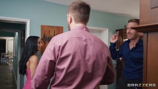 She's Got an Anal Obsession - HDの情熱的な娼婦 BIGWHORE.COM