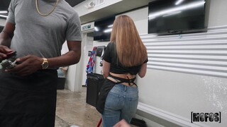 Lucky Anne's Missionary Makeover - HDの情熱的な娼婦 BIGWHORE.COM