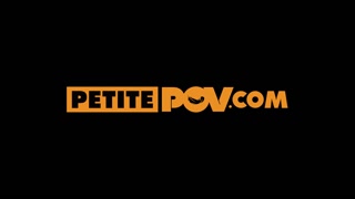 Petite Gina Valentina Needs a Roommate - โสเภณีที่มีความหลงใหลใน HD BIGWHORE.COM