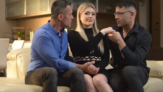 Three's Company for This Couple - putains passionnées en HD BIGWHORE.COM