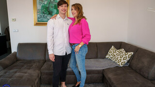 Dutch MILF Daphne's Hardcore Fucking - vášnivé děvky v HD BIGWHORE.COM