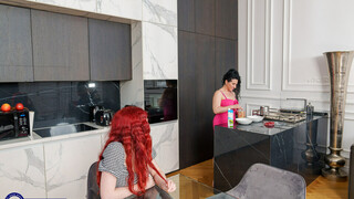 Old Sofia Siena Enjoys Hairy Pussy Lick from Young Stepdaughter - prostitutas apaixonadas em HD BIGWHORE.COM