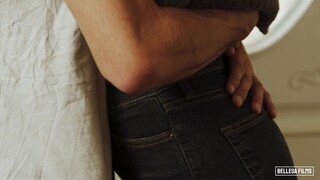 Kiss My Tattooed Body - HD의 열정적인 창녀 BIGWHORE.COM
