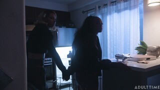Destiny and Valeria's Forbidden Acts - โสเภณีที่มีความหลงใหลใน HD BIGWHORE.COM