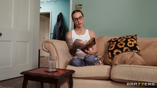Cousin's Comforting Sex Session - leidenschaftliche Huren in HD BIGWHORE.COM