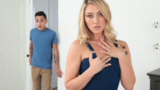 Fair Skin Stepmom Sucks - gepassioneerde hoeren in HD BIGWHORE.COM