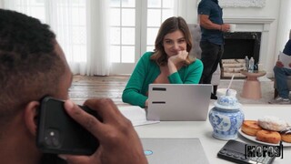 Ass Fingering at Work: Sneaky Office Fun - HDの情熱的な娼婦 BIGWHORE.COM