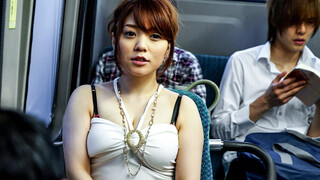 Girl on the Bus Loves Pussy Licking - pelacur berahi dalam HD BIGWHORE.COM