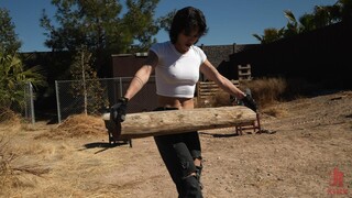Gray Area: Brooklyn's Journey into Rope Suspension - putains passionnées en HD BIGWHORE.COM