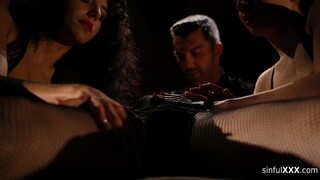 Small Tits, Big Orgasms: Marco Bull and Tiffany - namiętne dziwki w HD BIGWHORE.COM