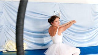 Aurora Heat: A Graceful Solo Performance - prostitutas apaixonadas em HD BIGWHORE.COM