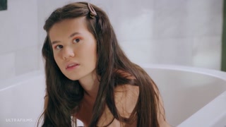 Delicious Kissing with Refined Evelin Elle - pelacur berahi dalam HD BIGWHORE.COM