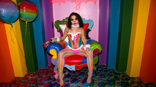 The Clussy Show with Satine - putains passionnées en HD BIGWHORE.COM