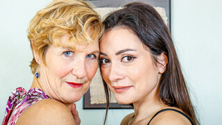 British MILFs Molly & Valentina in No-Condom Girl/Girl Action - gái điếm đam mê ở HD BIGWHORE.COM