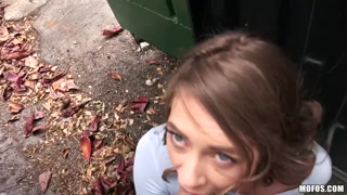 Sexy Kirsten Lee Opens her Legs Wide - putains passionnées en HD BIGWHORE.COM