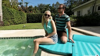 Blonde Teen With Small Tits Takes Big Dick Standing - BIGWHORE.COM पर नए पोर्नो