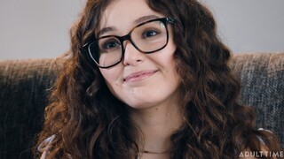 Natural Tits Leana Gets Stimulated - โสเภณีที่มีความหลงใหลใน HD BIGWHORE.COM