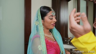 Indian Actress's Big Cock Encounter - gái điếm đam mê ở HD BIGWHORE.COM