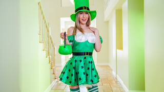 Sophia Shines Bright - pelacur berahi dalam HD BIGWHORE.COM