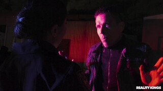 Hot Cop Double Blowjob with Natural Tits & Bubble Butt - leidenschaftliche Huren in HD BIGWHORE.COM