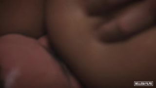 Gold, Heart, and a Whole Lot of Sex - gái điếm đam mê ở HD BIGWHORE.COM