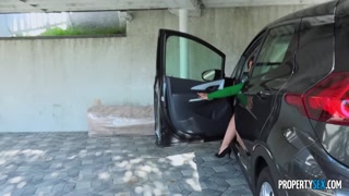 Cowgirl Fucking in a Car - puttane appassionate in HD BIGWHORE.COM