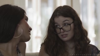 That Gorgeous TS Girlfriend: My Best Friend's Girl 2 - โสเภณีที่มีความหลงใหลใน HD BIGWHORE.COM