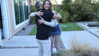 Kamryn Jayde Can't Resist Her Friend's Father's Cock - namiętne dziwki w HD BIGWHORE.COM