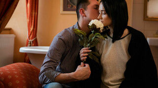 Russian Couple's Intimate Chateau Encounter - prostitutas apaixonadas em HD BIGWHORE.COM