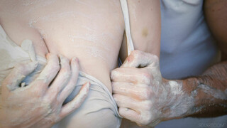  Handjob and Blowjob for Stella  - vášnivé děvky v HD BIGWHORE.COM