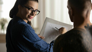 Glasses Girl Gets Handjob and Facial - prostitutas apaixonadas em HD BIGWHORE.COM