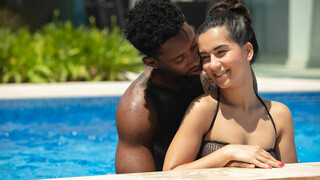 Beautiful Sex in the Sun - puttane appassionate in HD BIGWHORE.COM