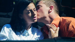 Czech Couple Enjoys Shaved Pussy and Cumshot - putas apasionadas en HD BIGWHORE.COM