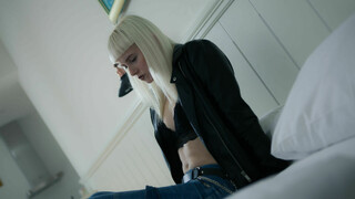 Shaved and Ready to Go: Alice's Masturbation - putains passionnées en HD BIGWHORE.COM