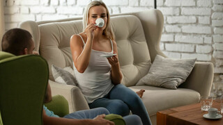 Blonde Babe Emma Button's Blowjob - HD में उत्तेजित वेश्याएं BIGWHORE.COM